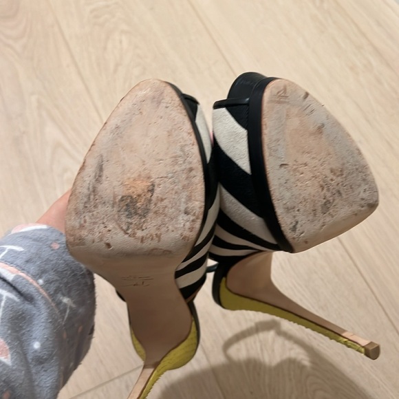Giuseppe Zanotti platform heels - Picture 3 of 3